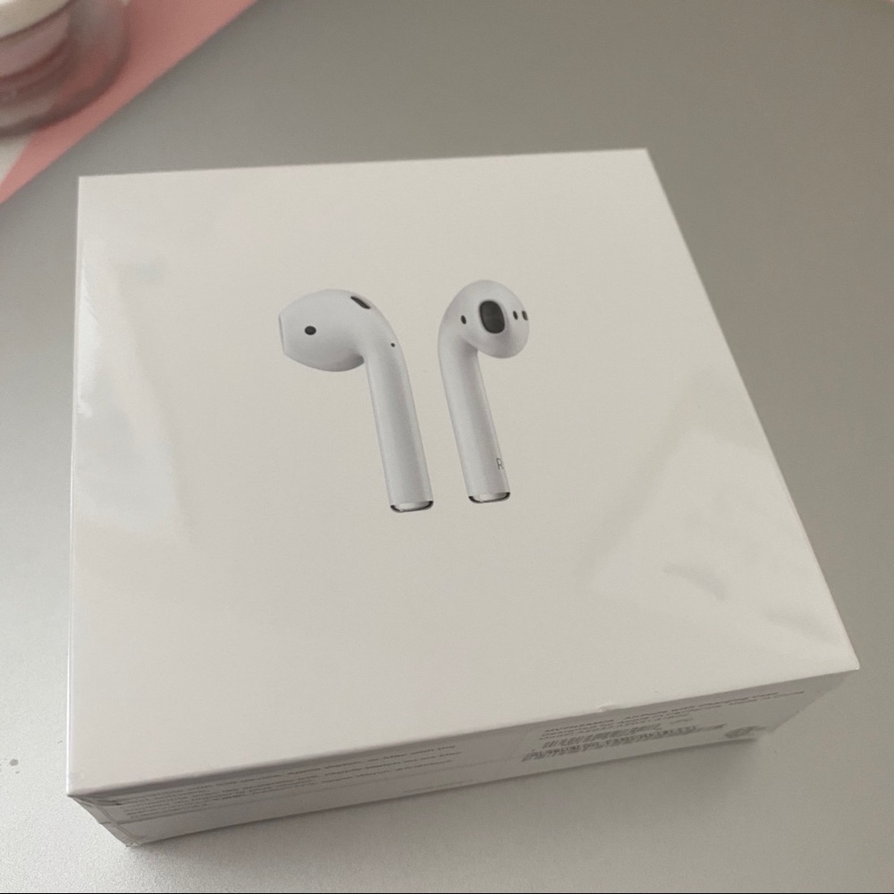 Apple AirPods